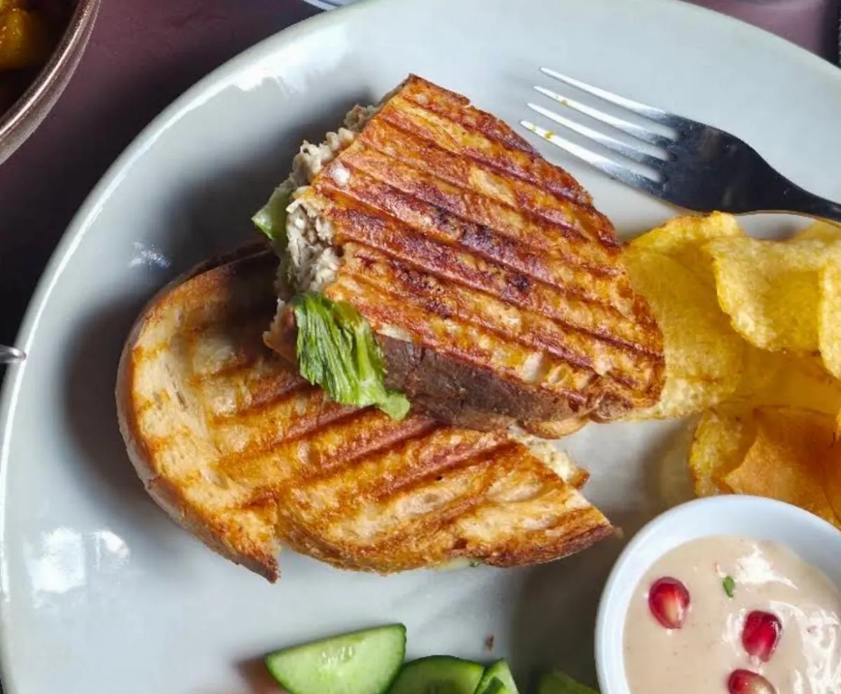 Chicken & Cheese Sandwich